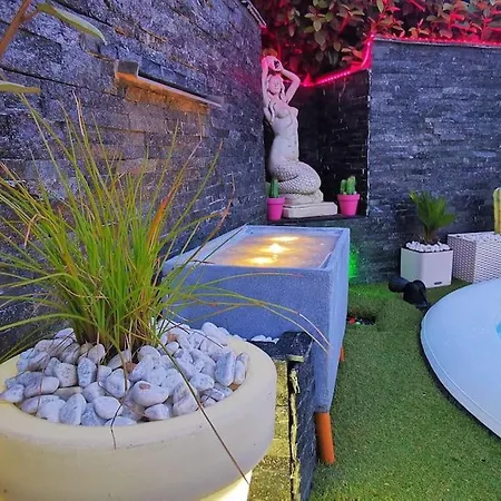 A With Pool And Spa, Cool Garden! Laroque-des-Alberes